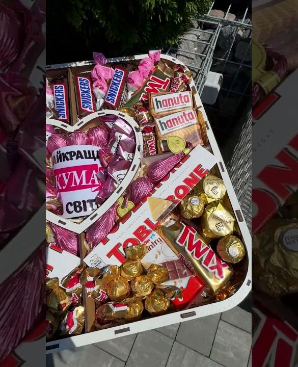 Подарунковий набір бокс для неї "Godmother Chocolate Deluxe" №256