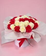 Букет 37шт. из мыльних роз "Love in Bloom"