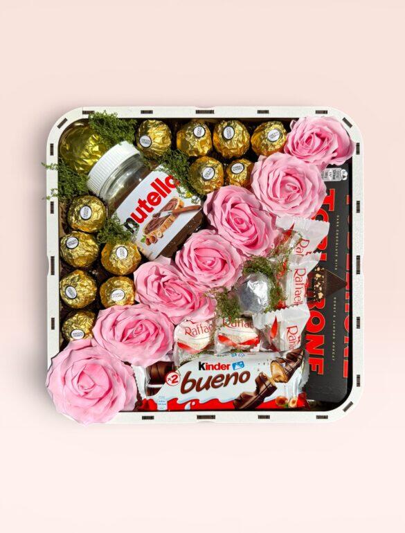 Подарочный набор бокс для нее "Rosy Ferrero Delight" №374
