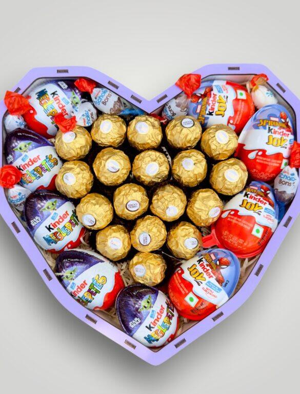 Подарунковий набір бокс для неї "Golden Kinder Surprise" №207