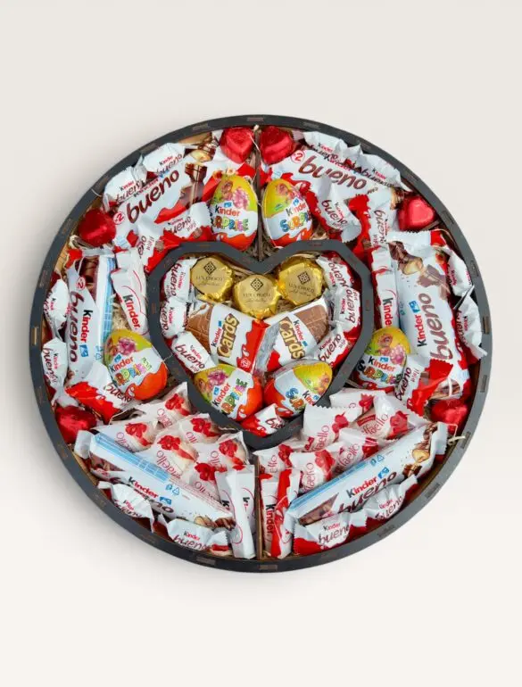 Подарунковий набір бокс для неї «Romantic Kinder Treasure» №165