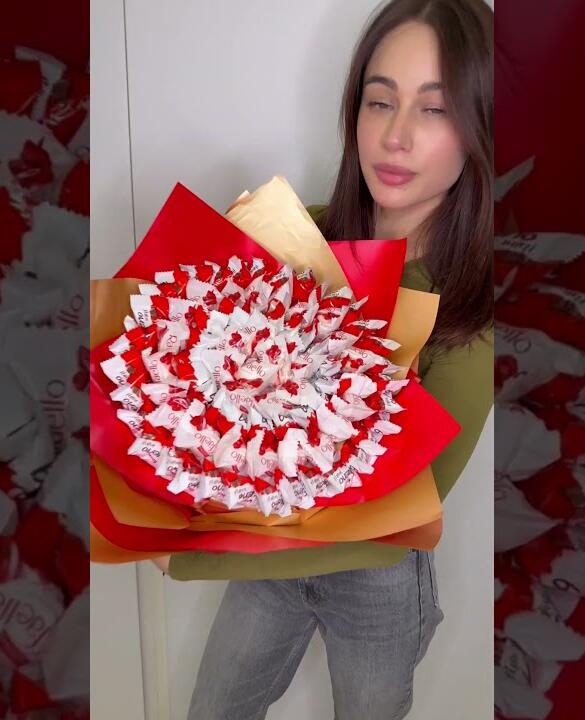 Букет из конфет "Raffaello Delight"