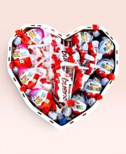 Подарунковий набір бокс для неї "Sweet Kinder Surprise" №200