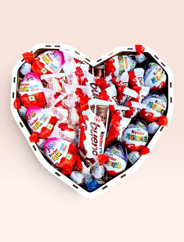 Подарунковий набір бокс для неї "Sweet Kinder Surprise" №200