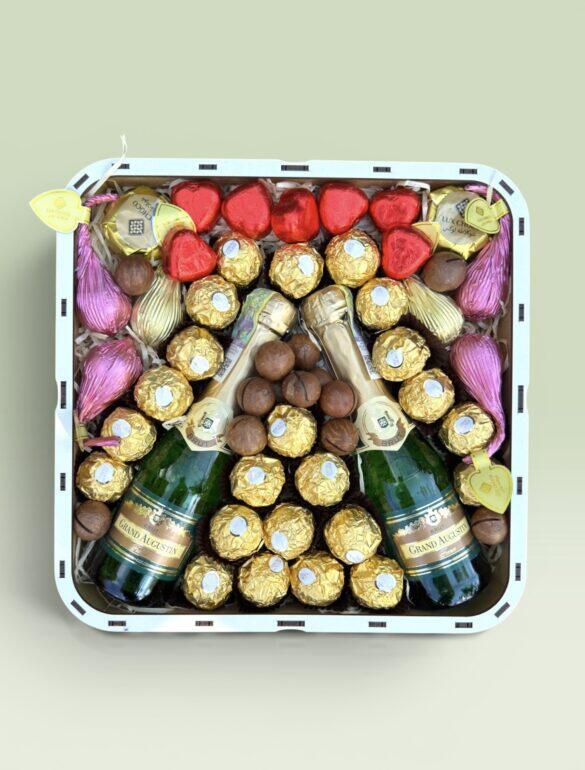 Подарочный набор бокс для нее "Golden Cheers & Sweets" №225