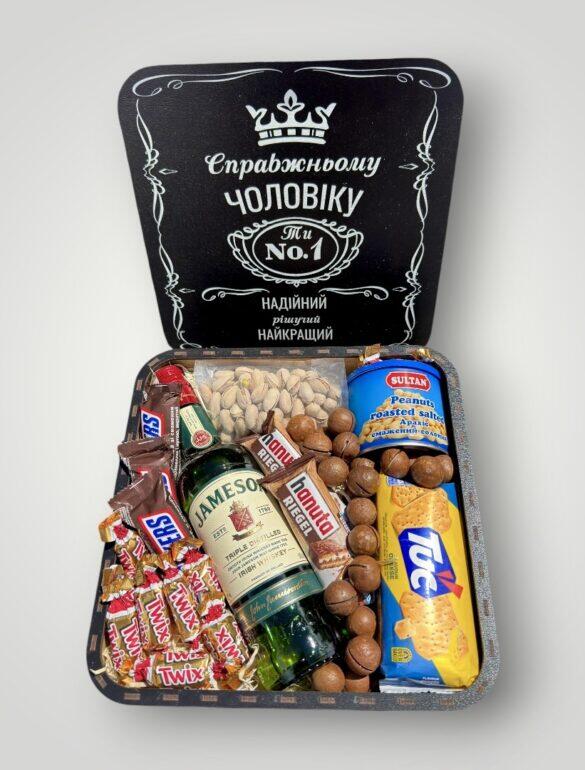 Подарунковий набір бокс для нього "Whiskey Snack Paradise" №197