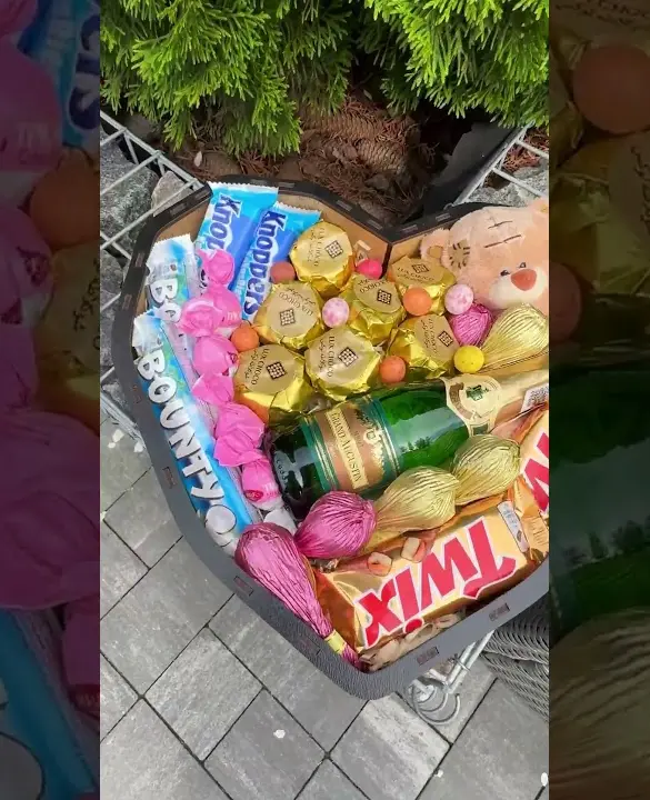 Подарунковий набір бокс для неї "Golden Romance Box" №246