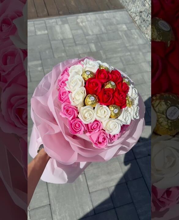 Букет 41шт. роз из мыла и конфет "Ferrero Rocher"