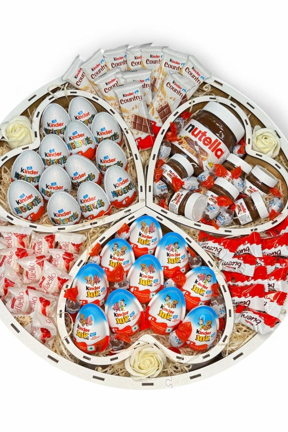 Подарунковий набір бокс шоколадний "Premium" з кіндерами для коханої №10