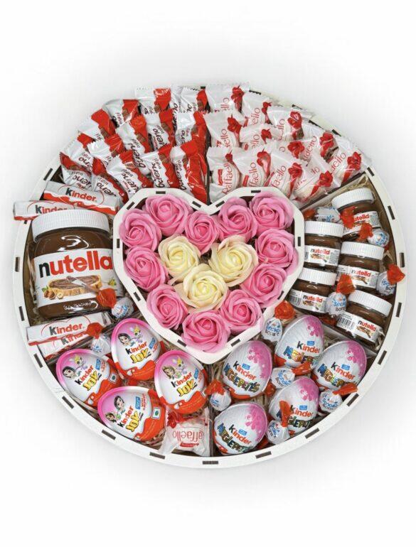 Подарунковий бокс для неї з Nutella, Kinder та цукерками №34