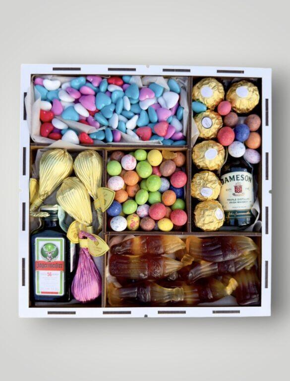 Подарунковий набір бокс "Sweet & Spirit Collection" №211