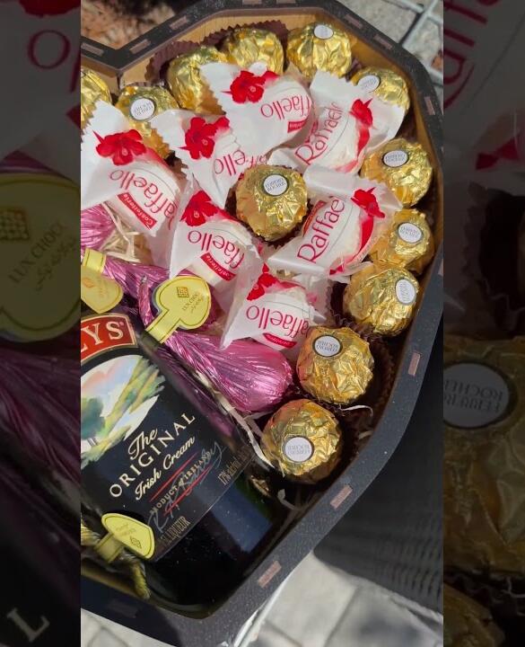 Подарунковий набір бокс для неї "Sweet Harmony Baileys" №167