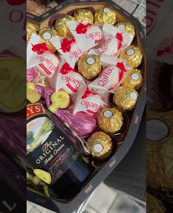 Подарунковий набір бокс для неї "Sweet Harmony Baileys" №167