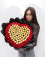 Букет из конфет "Golden Heart of Roses" и красных мыльных роз 111 шт