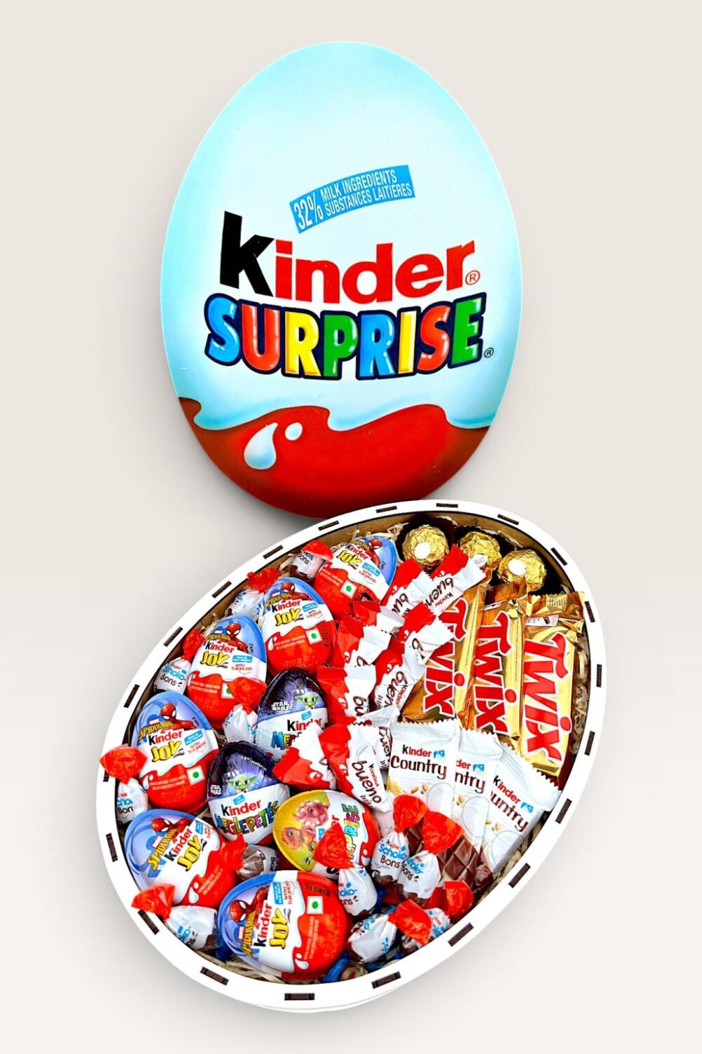 Подарочный набор бокс для нее "Kinder Twix Explosion" №242