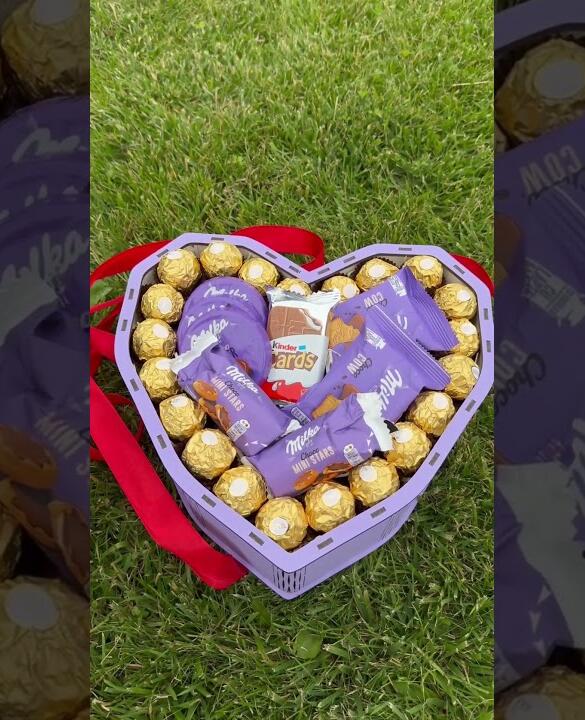 Солодкий подарунок для неї "Milka Magic Box" №47
