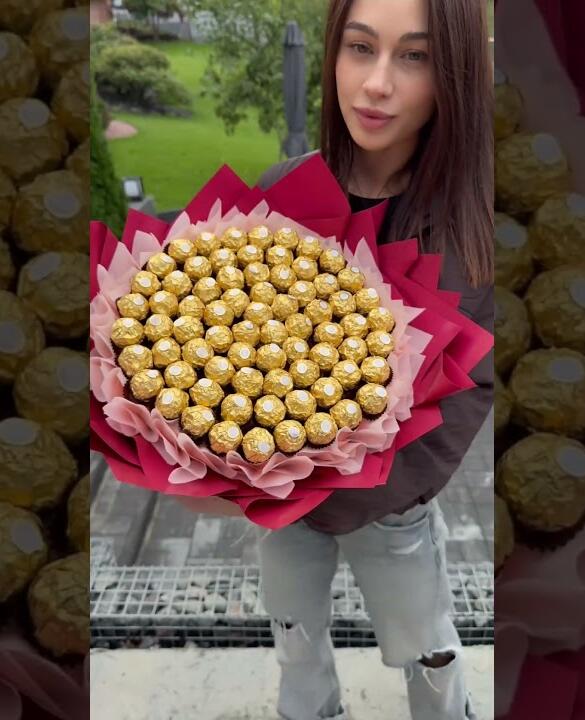 Букет из конфет "Ferrero Rocher" 73 шт