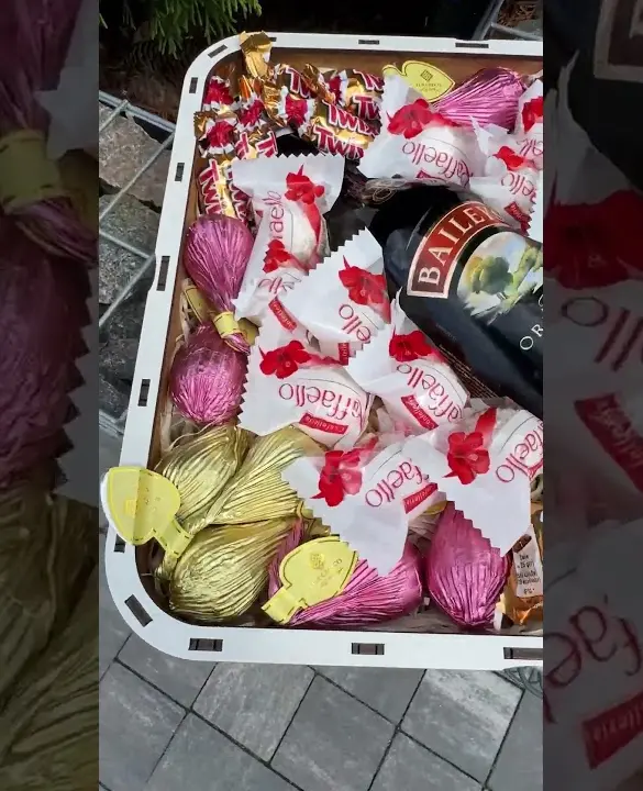 Подарунковий набір бокс для неї "Baileys Love Story" №283