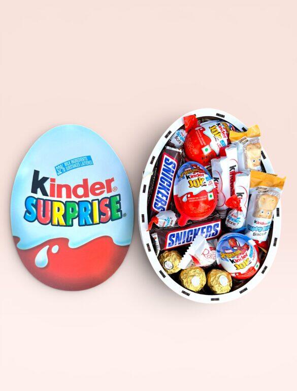 Подарочный набор бокс для нее "Kinder Snickers Delight" №224