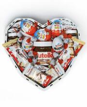 Подарунковий набір бокс сердечко для неї з Kinder та Nutella №17
