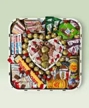 Подарунковий набір бокс для неї "Queen of Sweet Hearts" №281