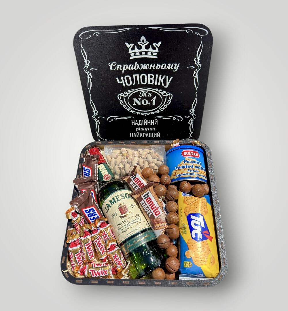 Подарунковий набір бокс для нього "Whiskey Snack Paradise" №197