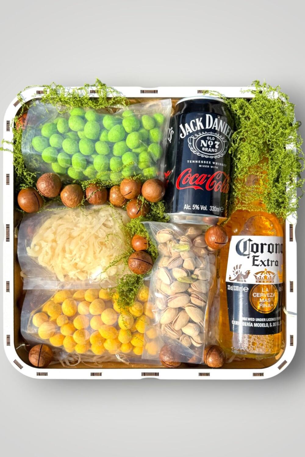 Подарочный набор бокс для него "Beer & Nuts Paradise" №300