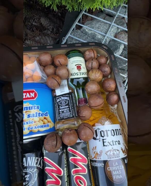 Подарочный набор бокс для него "Gentleman's Nut Box" №317