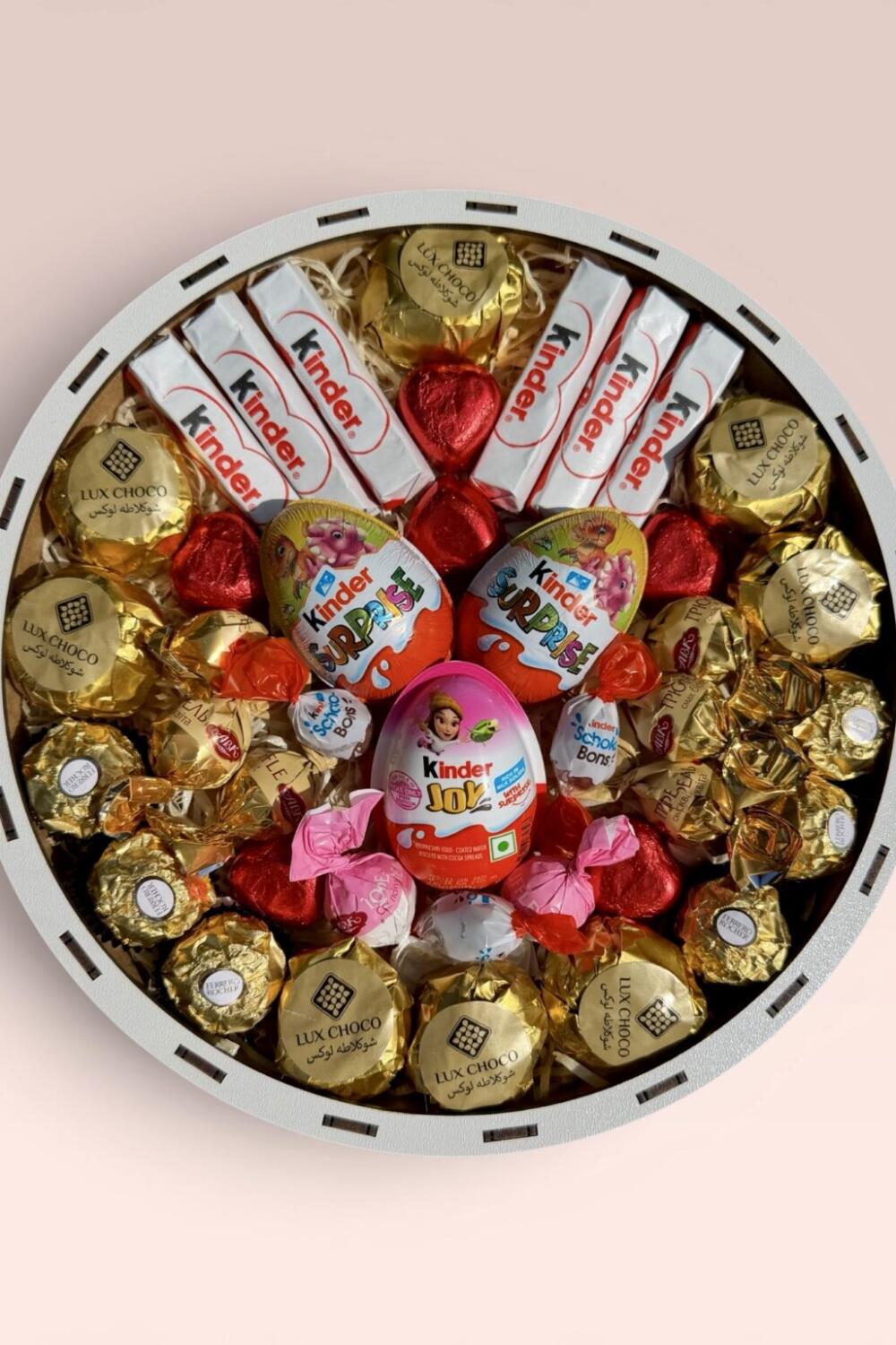 Подарочный набор бокс для нее «Ferrero & Kinder Magic» №147