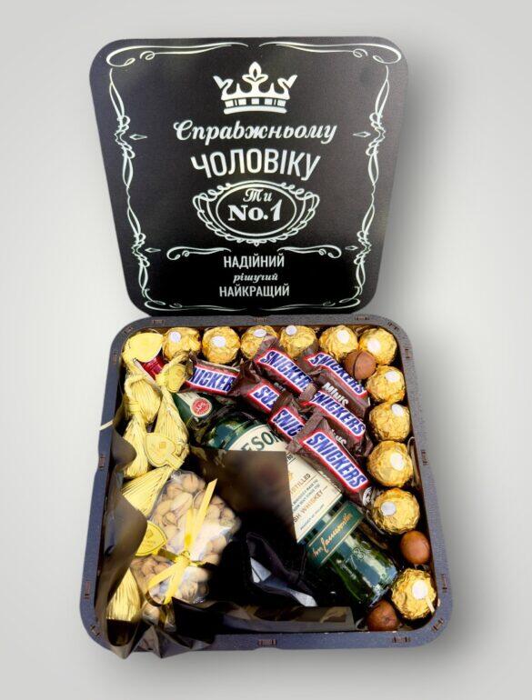 Подарунковий набір бокс для нього "Whiskey & Ferrero Deluxe" №203