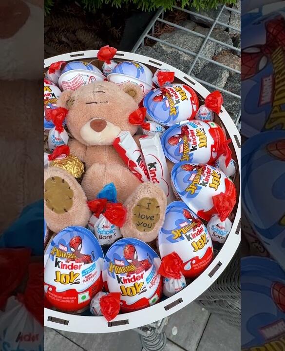 Подарочный набор бокс для нее "Kinder Teddy Surprise" №248