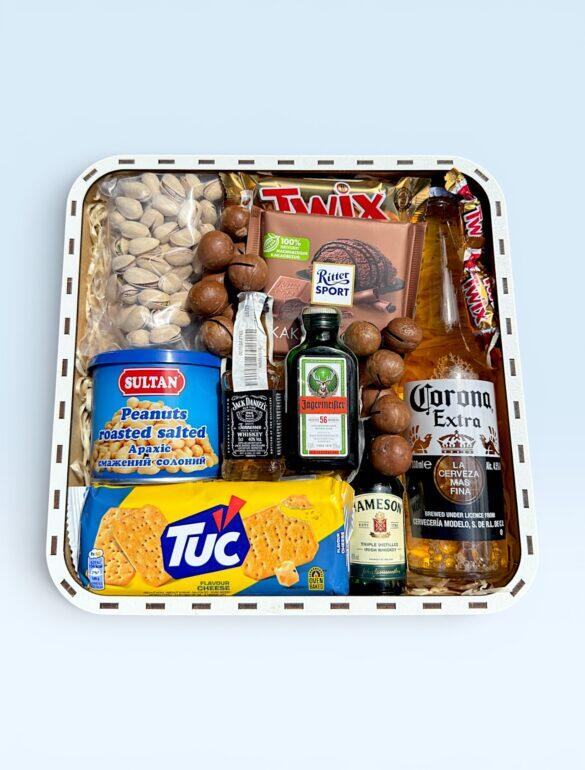 Подарочный набор бокс для него "Corona Snack Edition" №196