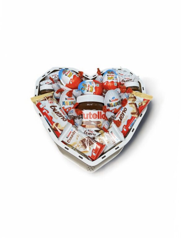 Подарунковий набір бокс сердечко для неї з Kinder та Nutella №17 - фото №1