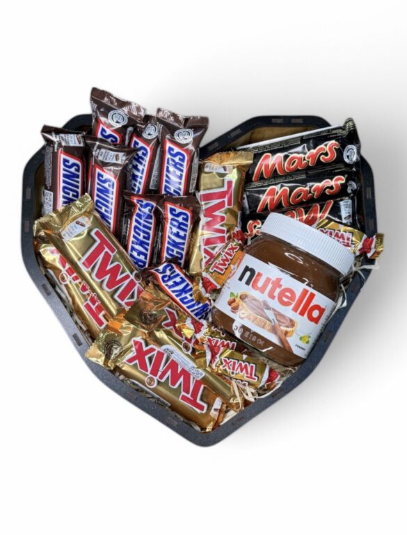 Ведмедик Ветлі 140 см червоний + Шоколадний бокс із батончиками Mars, Twix, Snickers і Nutella - фото №2