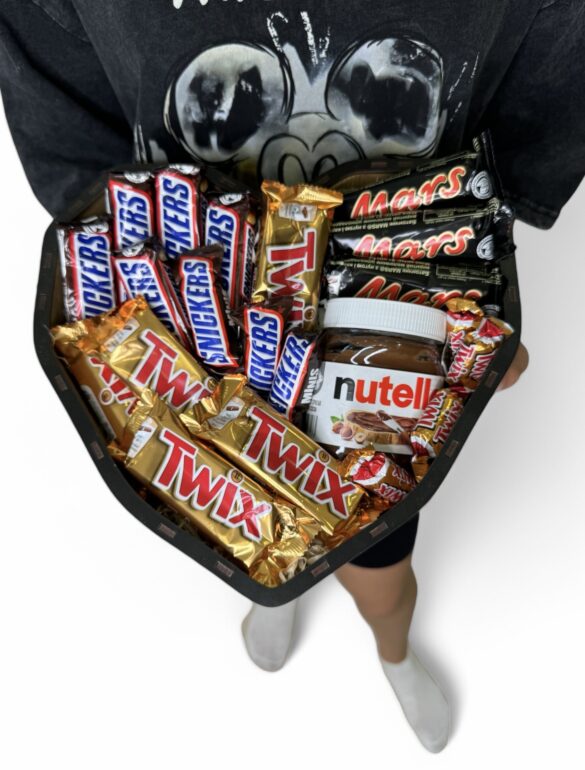 Подарунковий набір бокс шоколадний з батончиками Mars, Twix, Snikers та Nutella №32 - фото №2