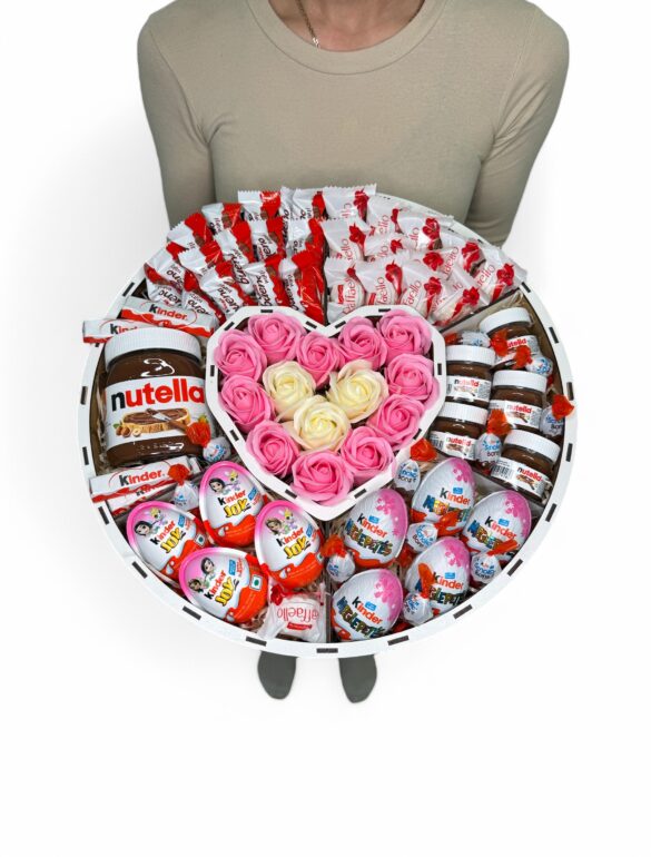 Подарунковий бокс для неї з Nutella, Kinder та цукерками №34 - фото №1