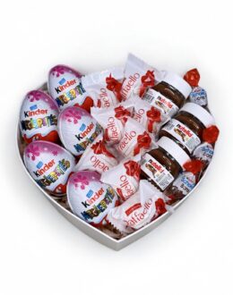Сладкий бокс для нее с Kinder, Nutella и конфетами Rafaello №35