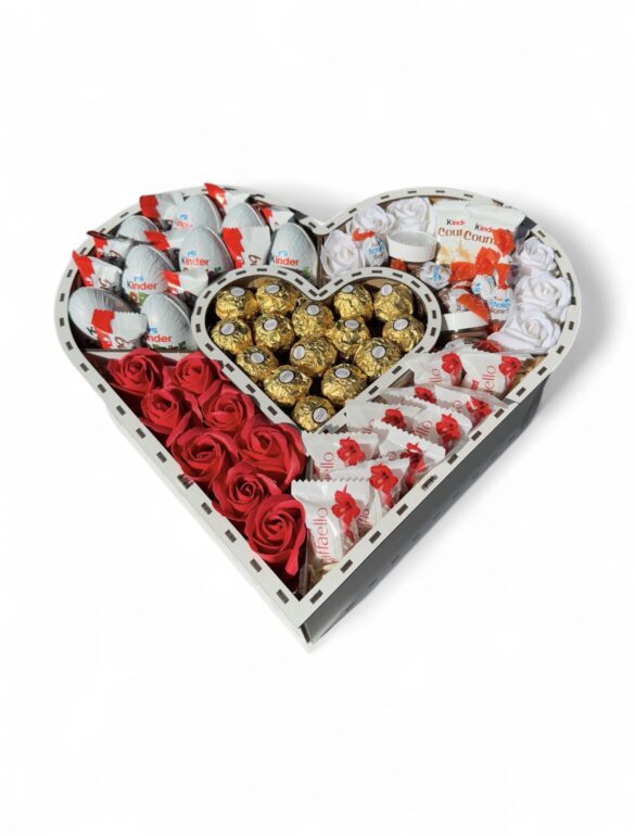 Солодкий бокс серце з солодощів для неї з Kinder та Raffaello №46 - фото №1