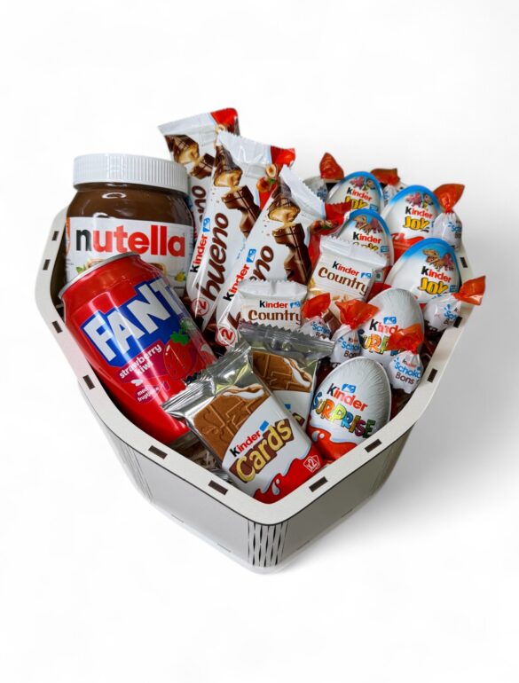 Солодкий бокс з Kinder 