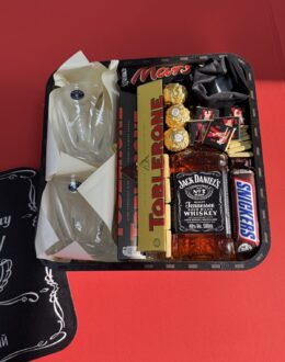 Фото з відгуку покупця про Подарунковий бокс “Справжньому чоловіку”  з Jack Daniels, склянками і каменями для віскі №55