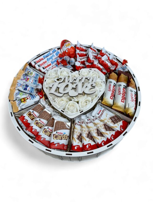 Сладкий подарок бокс «Love in Chocolate» с белыми розами №59 - фото №1