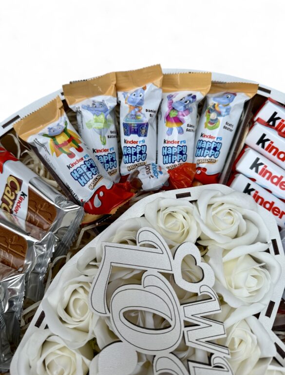 Сладкий подарок бокс «Love in Chocolate» с белыми розами №59 - фото №5