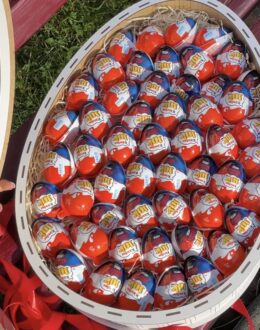 Фото з відгуку покупця про Солодкий набір “Mega Kinder Joy Box” 53 шт №75