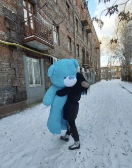 Фото з відгуку покупця про Плюшевий ведмедик Ветлі 200 см, 2 м Блакитний - фото №2