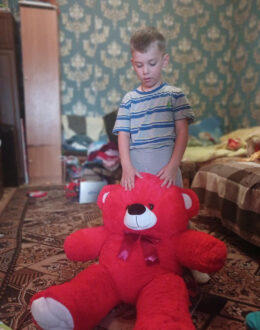 Фото з відгуку покупця про Плюшевий ведмедик Томік 100 см 1 м Червоний