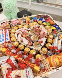 Фото з відгуку покупця про Солодкий набір бокс “Magic of Sweets” №74