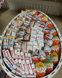 Фото з відгуку покупця про Подарунковий бокс PREMIUM Kinder Сюрприз XXL №67