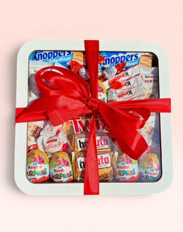 Подарочный набор бокс для нее «Happy Kinder Treats» №155