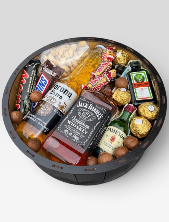 Подарунковий набір бокс для нього з пивом та Jack Daniel's 