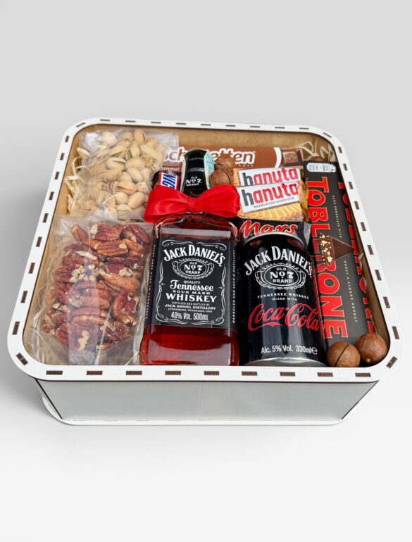 Подарунковий набір бокс для нього з Jack Daniel's і горішками №120 - фото №1